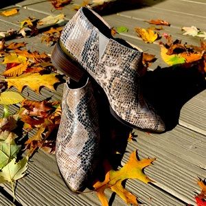 Lucky Brand Snake print Koben Booties size 6M